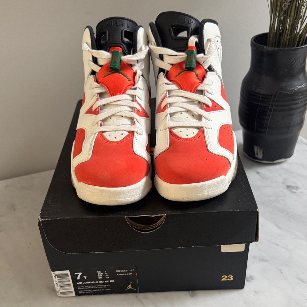 Air Jordan 6 Retro BG Kids Sneakers - Orange and White 7Y - Picture 3 of 13